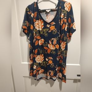 Lularoe Tshirt